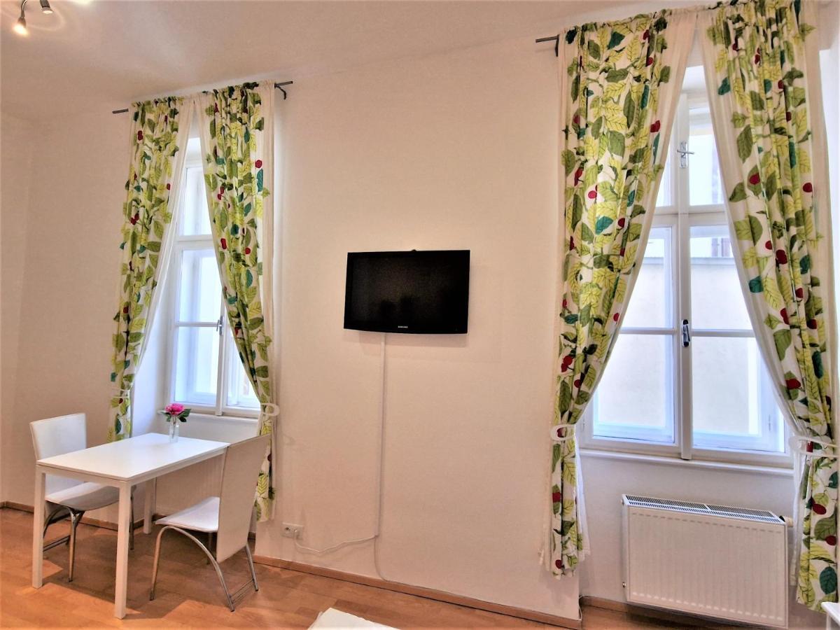 Reznicka Apartments Prague Extérieur photo
