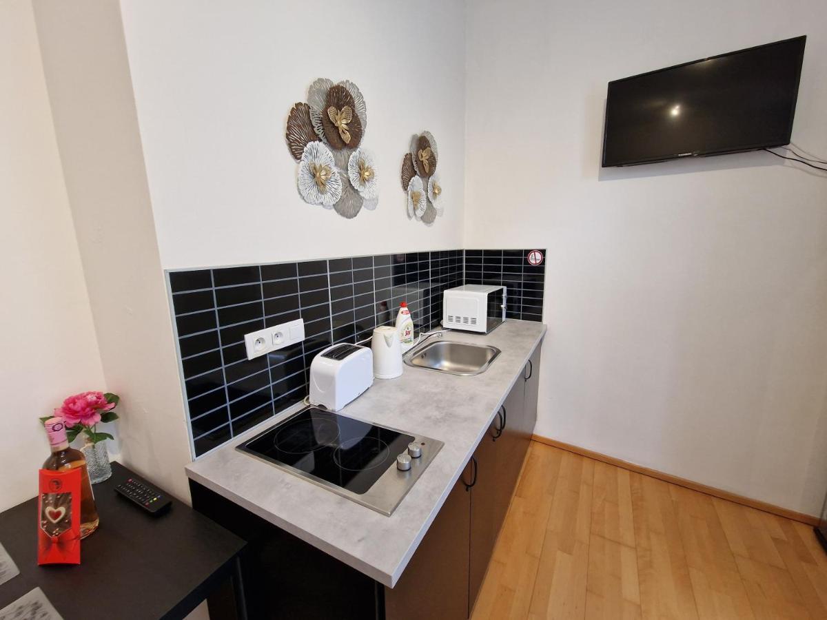 Reznicka Apartments Prague Extérieur photo
