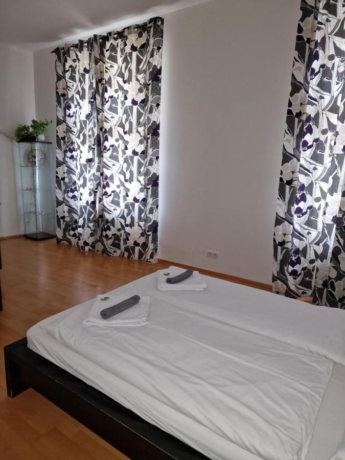 Reznicka Apartments Prague Extérieur photo